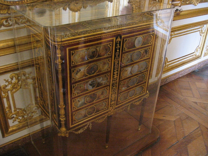 133 Versailles Louis XVI chambers tour - locking chest.jpg